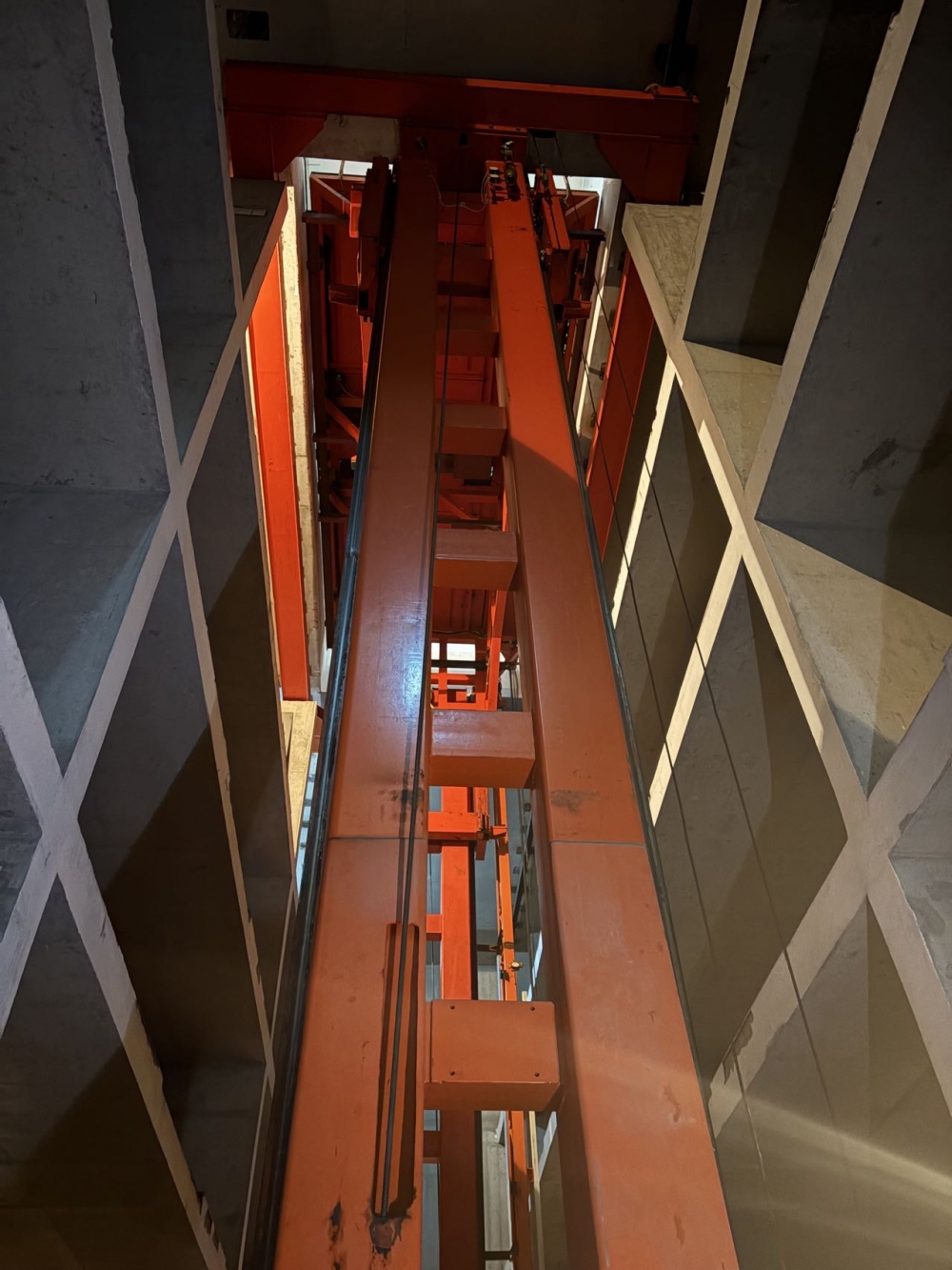 975b40b2f524118e8f5d3c3d349296c9